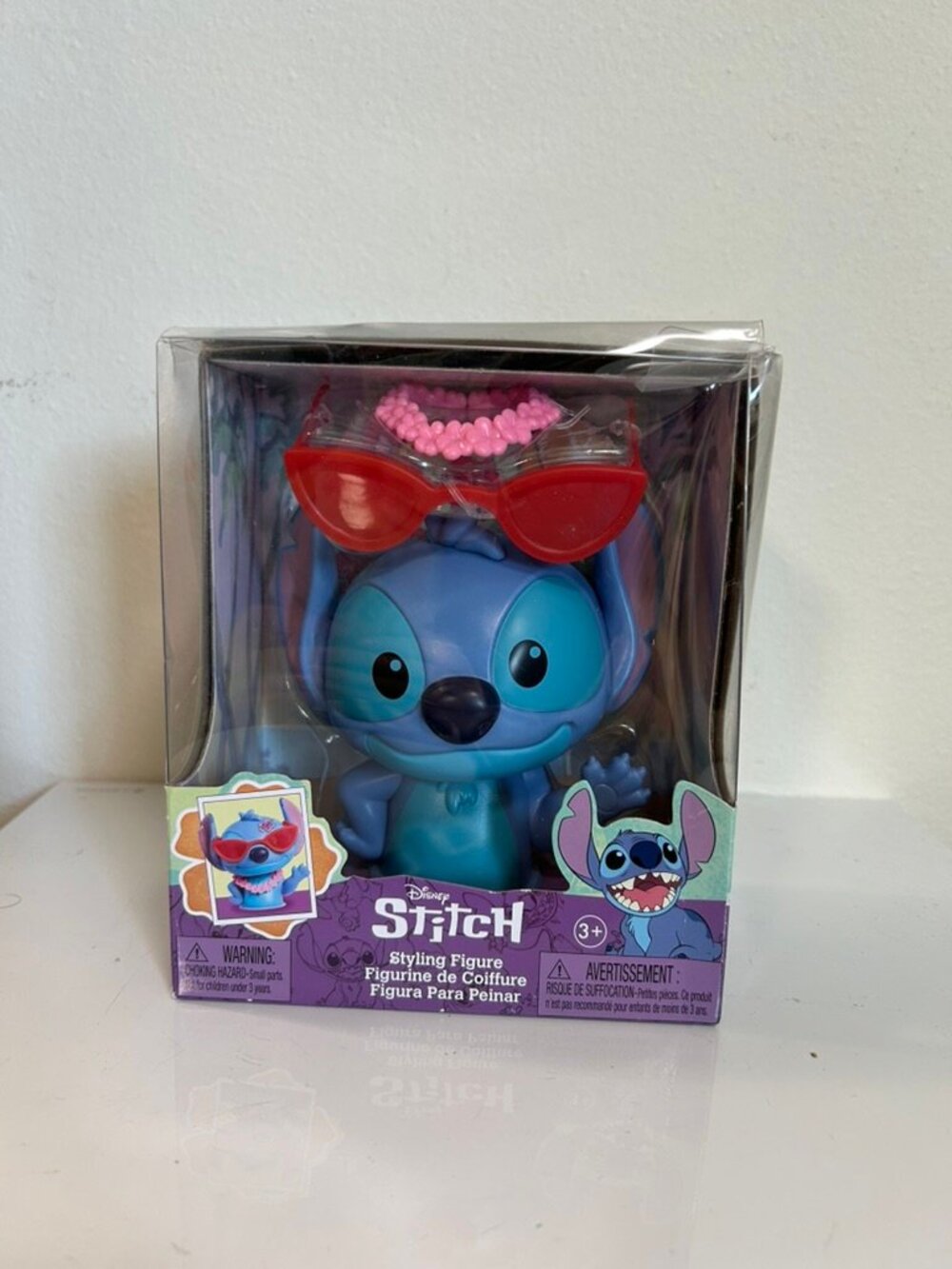 NIB Disney Stitch Styling Figure 5" Lei Sunglasses Stickers Ohana